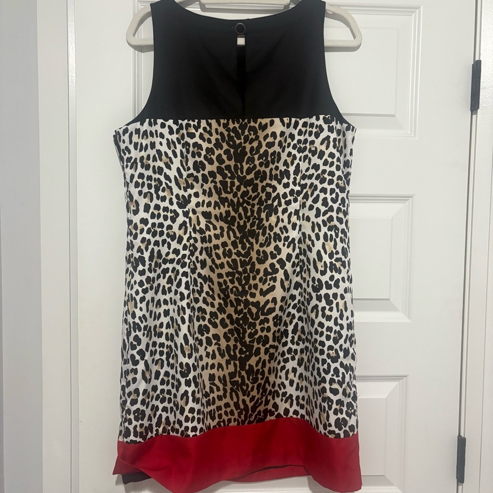 Leopard Print Sleeveless Dress with Red Hem by White House Black Market Size 12 - Picture 2 of 7